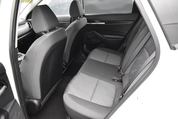 Used 2026 Kia Seltos LX AWD/4WD image 15