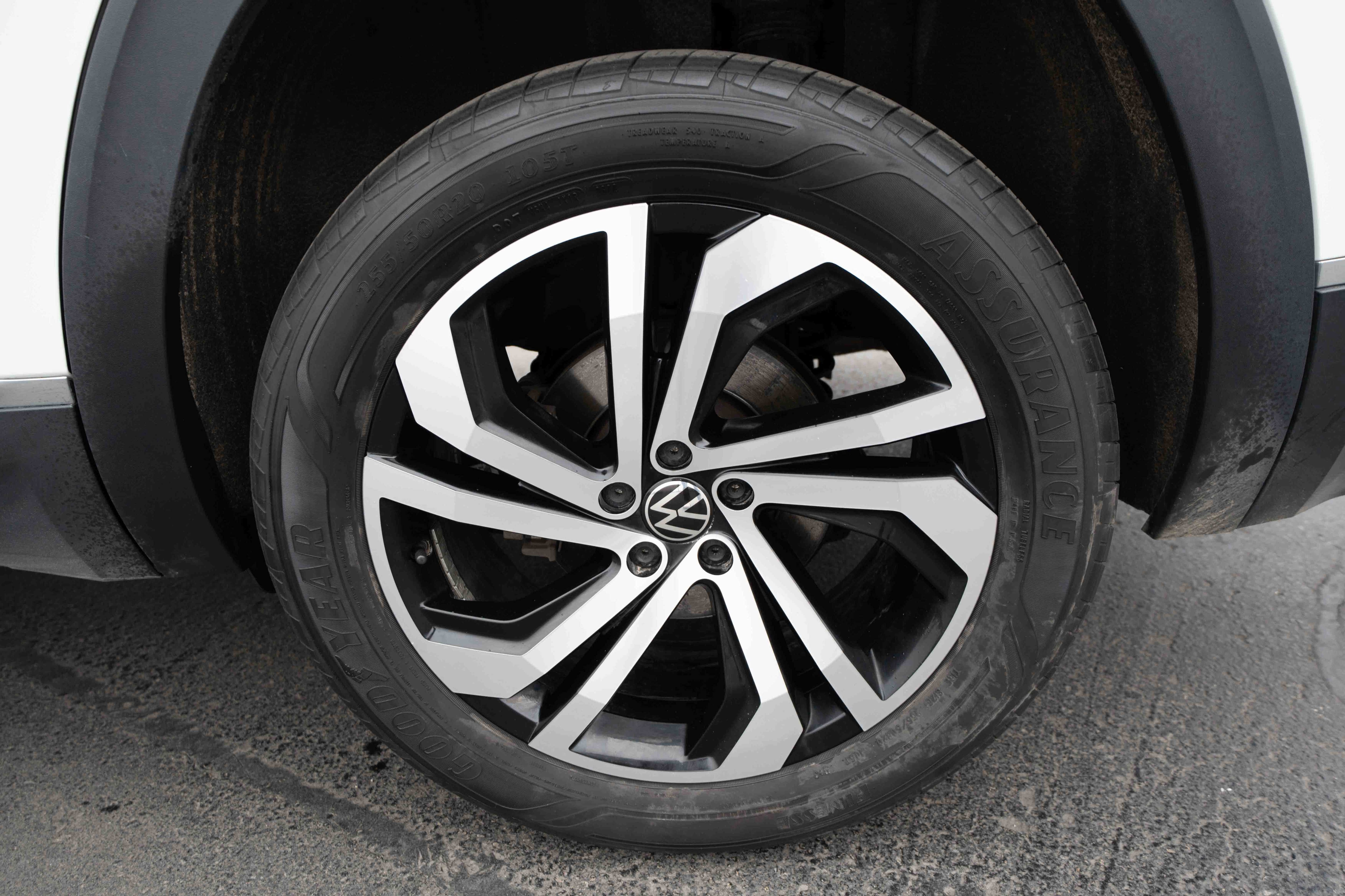 Used 2022 Volkswagen Atlas SEL image 30