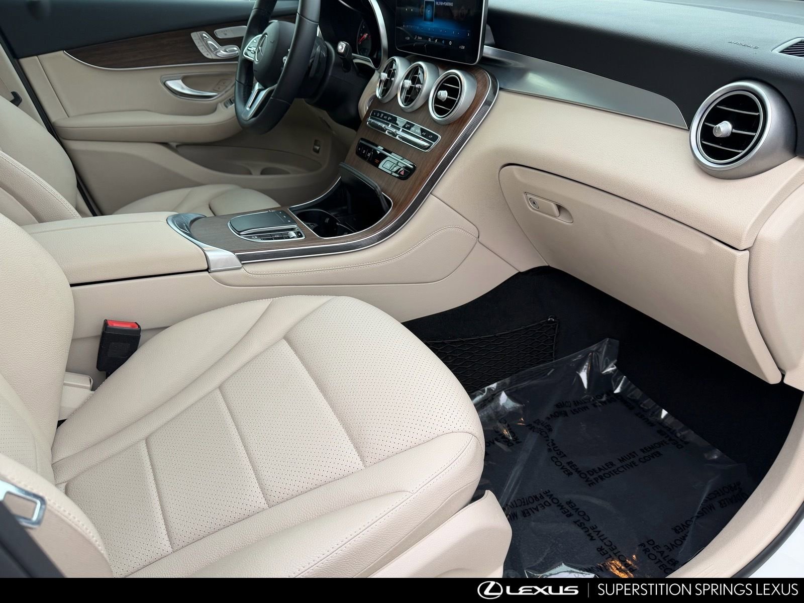 Used 2020 Mercedes-Benz GLC 300 image 13