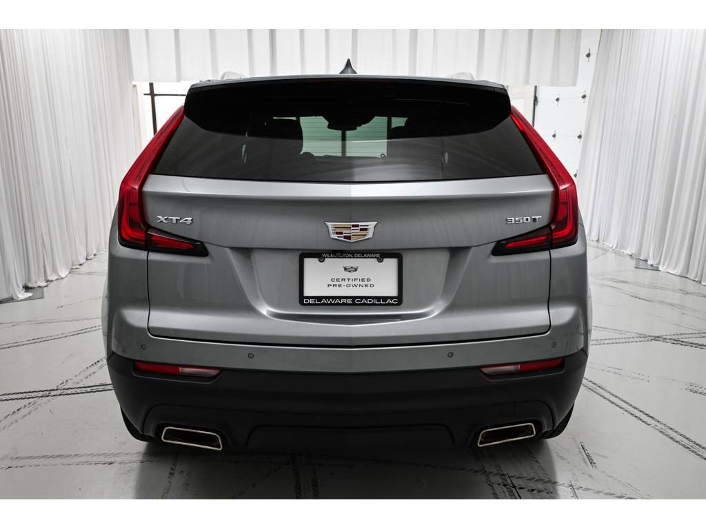 Used 2023 Cadillac XT4 Luxury w/ Cold Weather Package FWD image 6