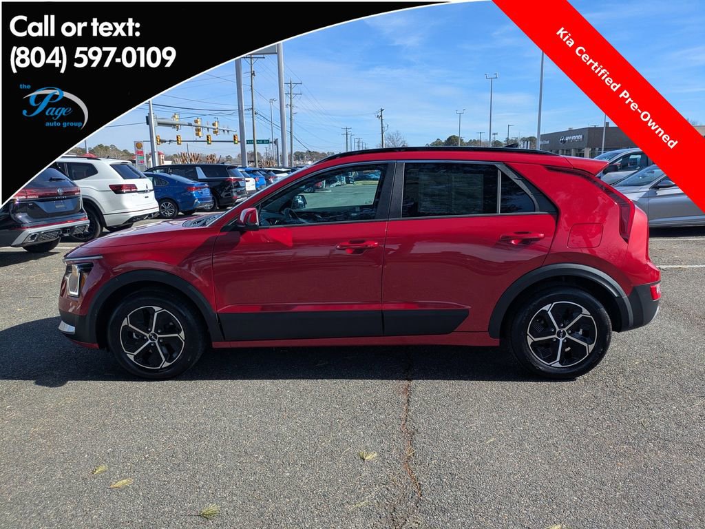 Used 2025 Kia Niro EX image 7