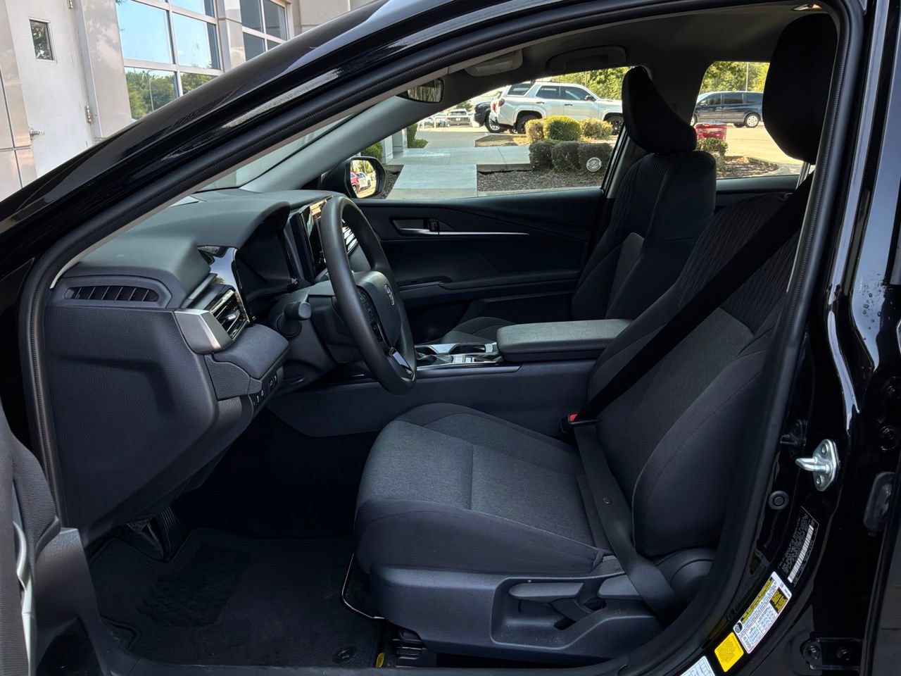 Used 2026 Toyota Camry LE FWD image 10