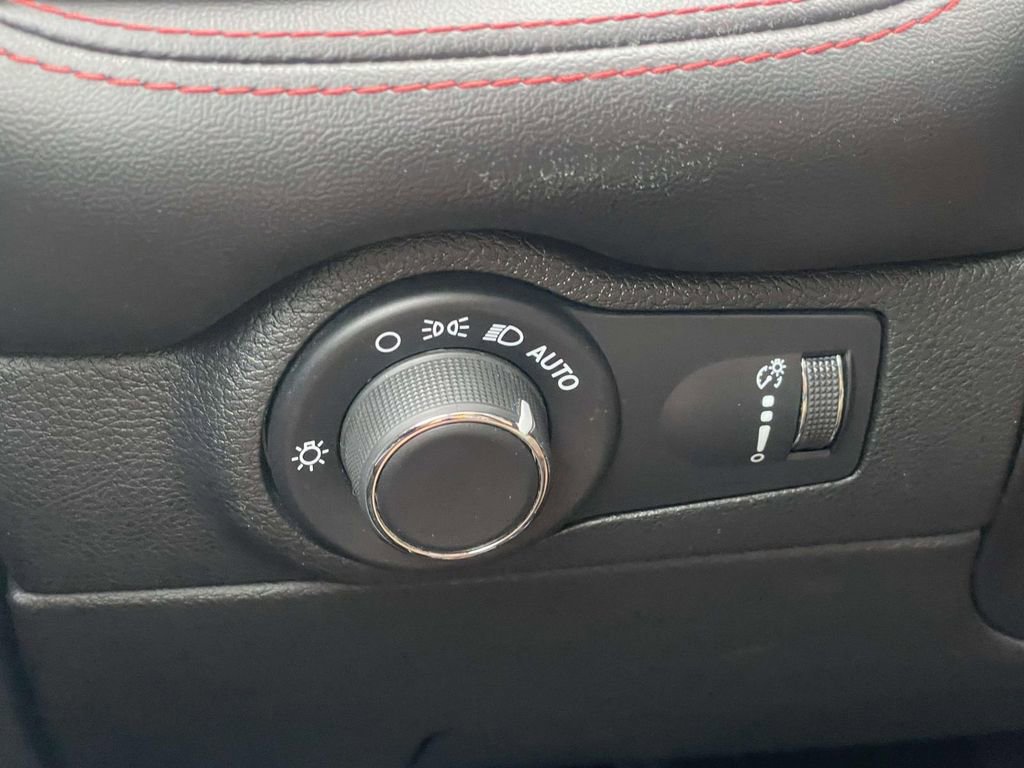 Used 2023 Dodge Durango GT image 14