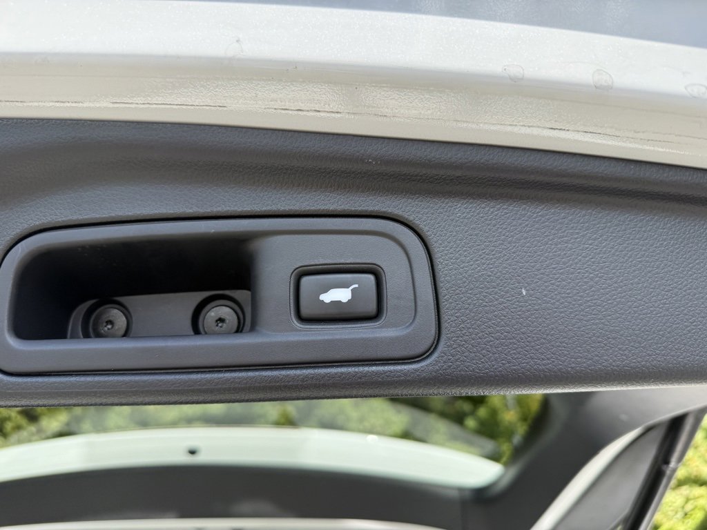 Used 2021 Honda Pilot Touring image 45