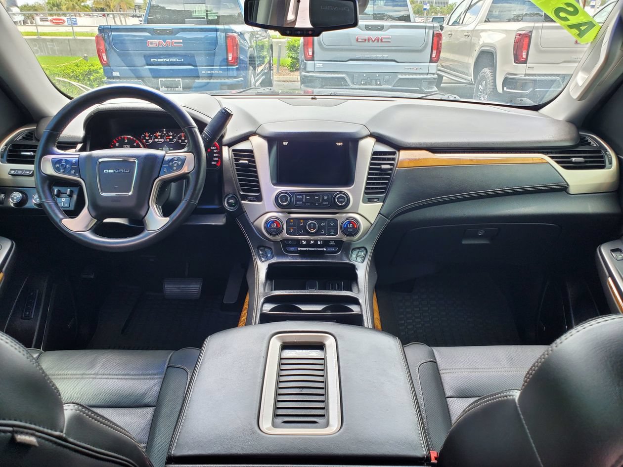 Used 2016 GMC Yukon XL Denali w/ Open Road Package AWD/4WD image 11