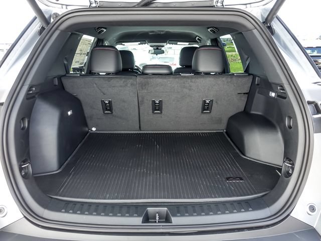 New 2026 Chevrolet Equinox RS w/ LPO, Floor Liner Package FWD image 8