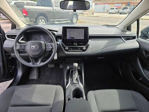 Used 2023 Toyota Corolla LE image 15