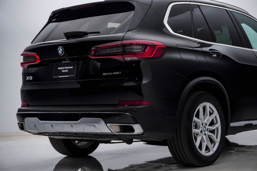 Used 2020 BMW X5 xDrive40i w/ Convenience Package AWD/4WD image 12
