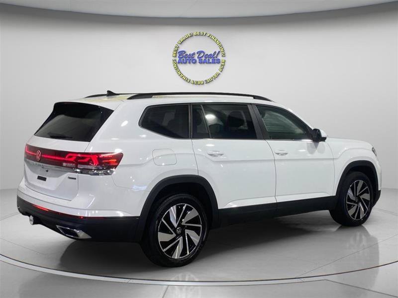 Used 2024 Volkswagen Atlas SE AWD/4WD image 5