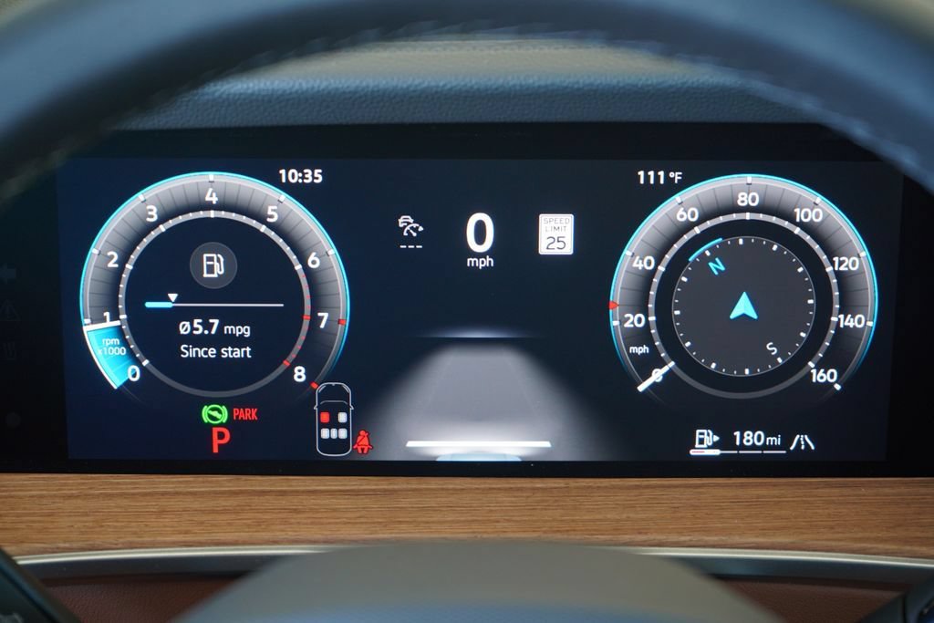 New 2026 Volkswagen Tiguan SEL R-Line AWD/4WD image 23