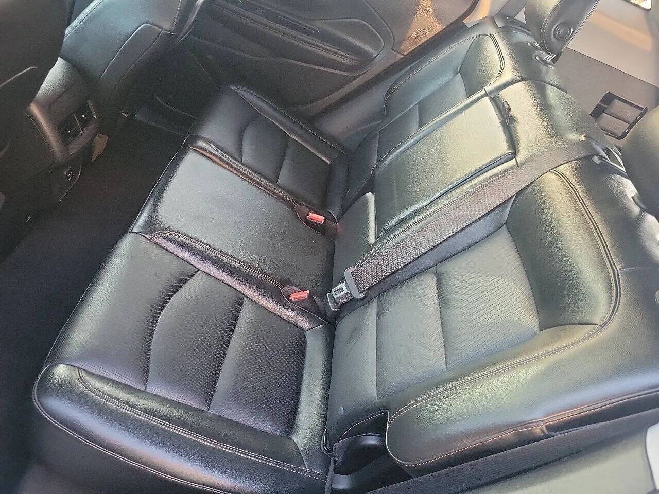 Used 2019 GMC Terrain SLT w/ Preferred Package FWD image 19