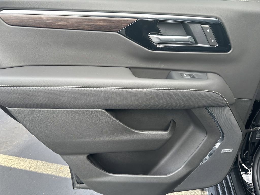 New 2026 Chevrolet Tahoe Premier w/ Sun And Tow Package image 34