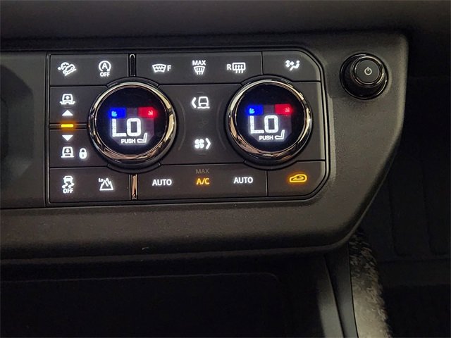 New 2025 Land Rover Defender 110 image 19