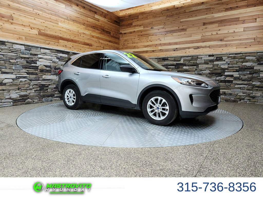Used 2022 Ford Escape SE w/ Convenience Package