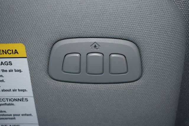 Used 2024 Ford Explorer Limited image 34