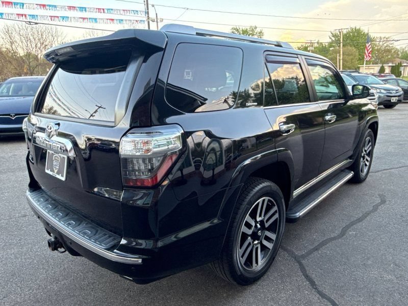 Used 2017 Toyota 4Runner Limited AWD/4WD image 5