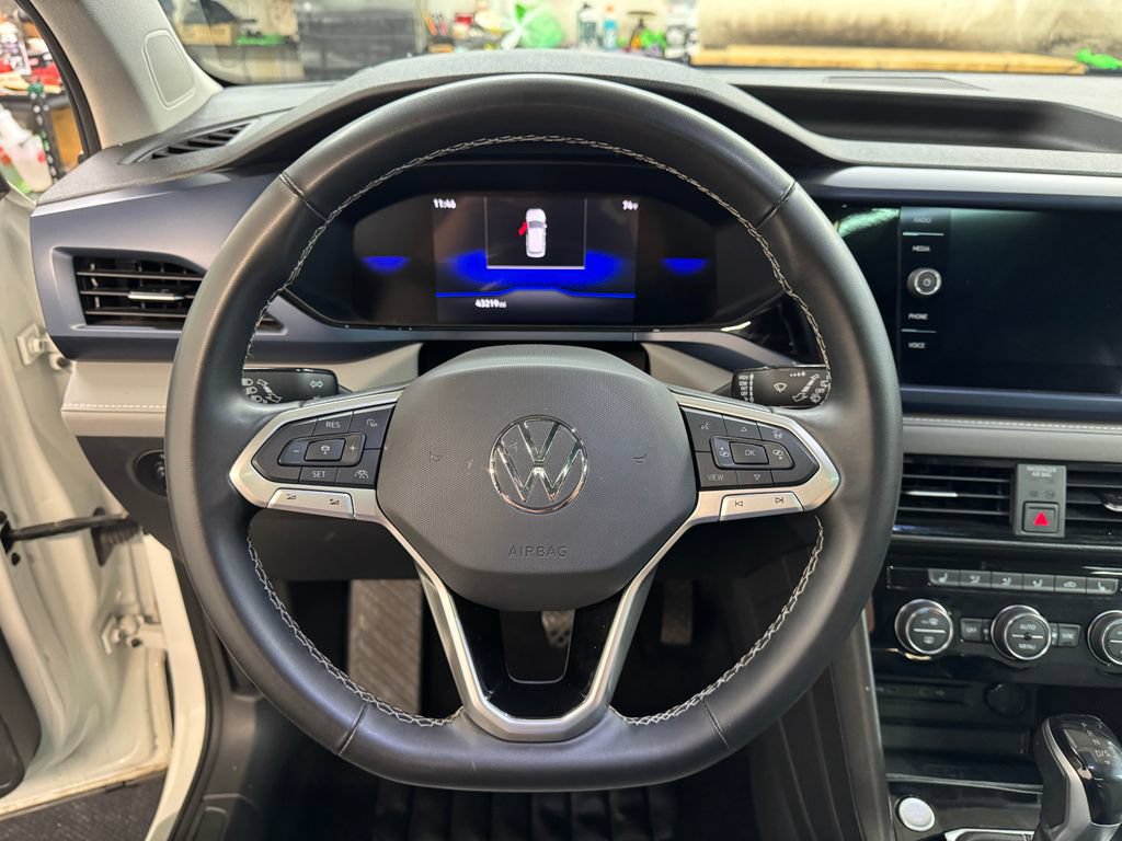 Used 2024 Volkswagen Taos SE AWD/4WD image 18