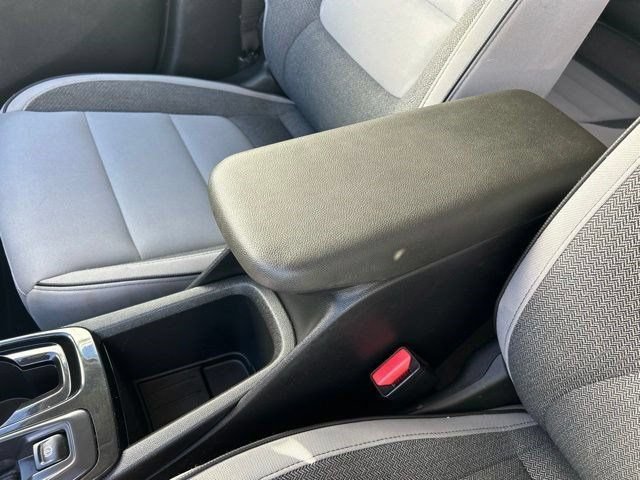 Used 2021 Chevrolet TrailBlazer LT FWD image 30