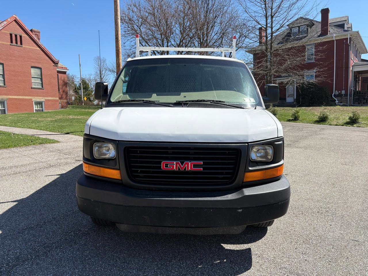 Used 2014 GMC Savana 2500 image 2
