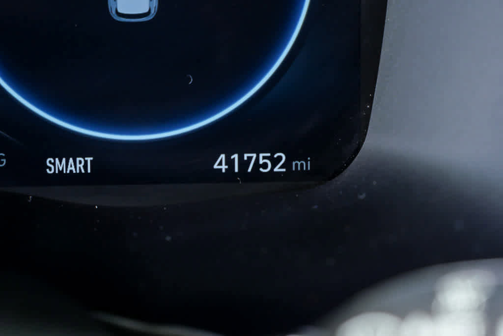 Used 2023 Hyundai Santa Fe Limited image 12