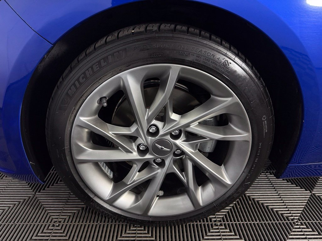 Used 2022 Genesis G70 2.0T RWD image 11
