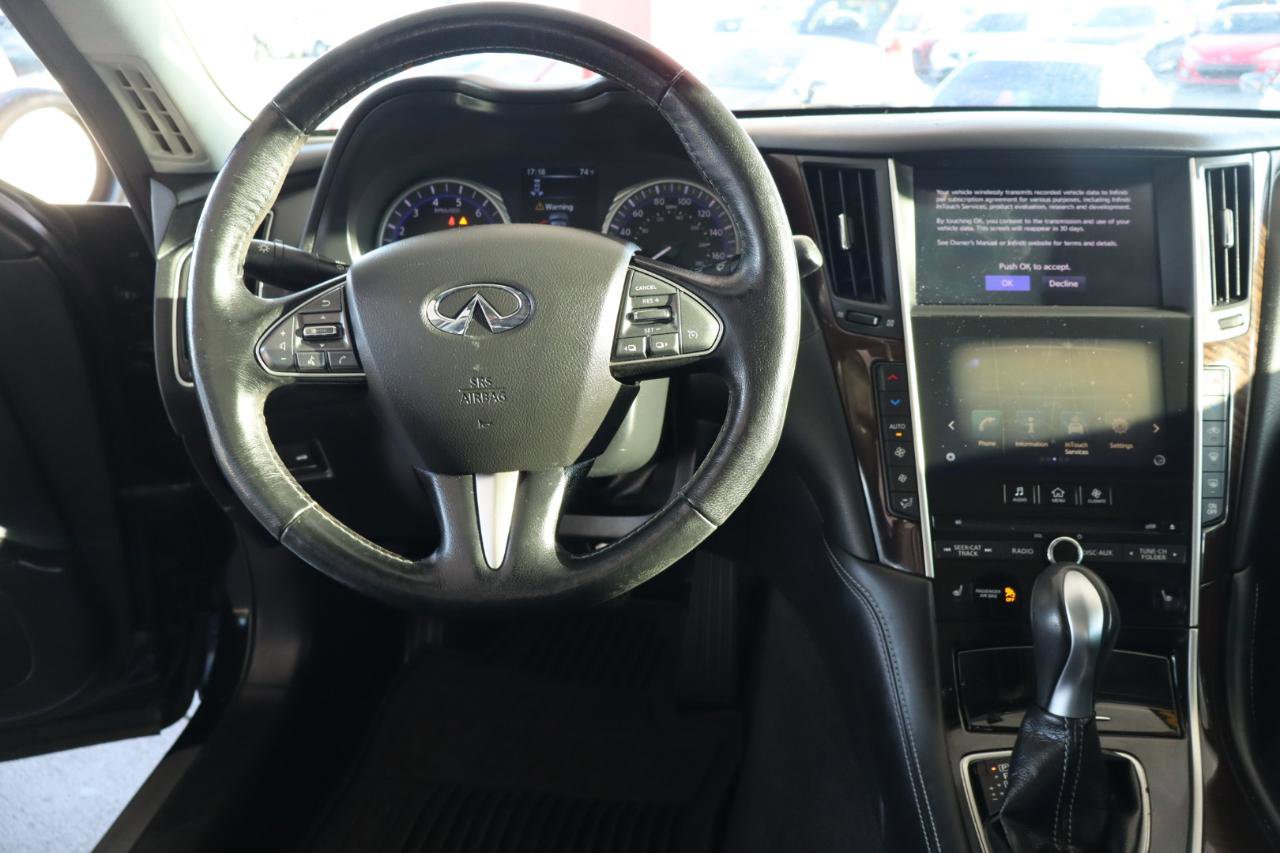 Used 2016 INFINITI Q50 3.0t Premium w/ Driver Assistance Package image 17