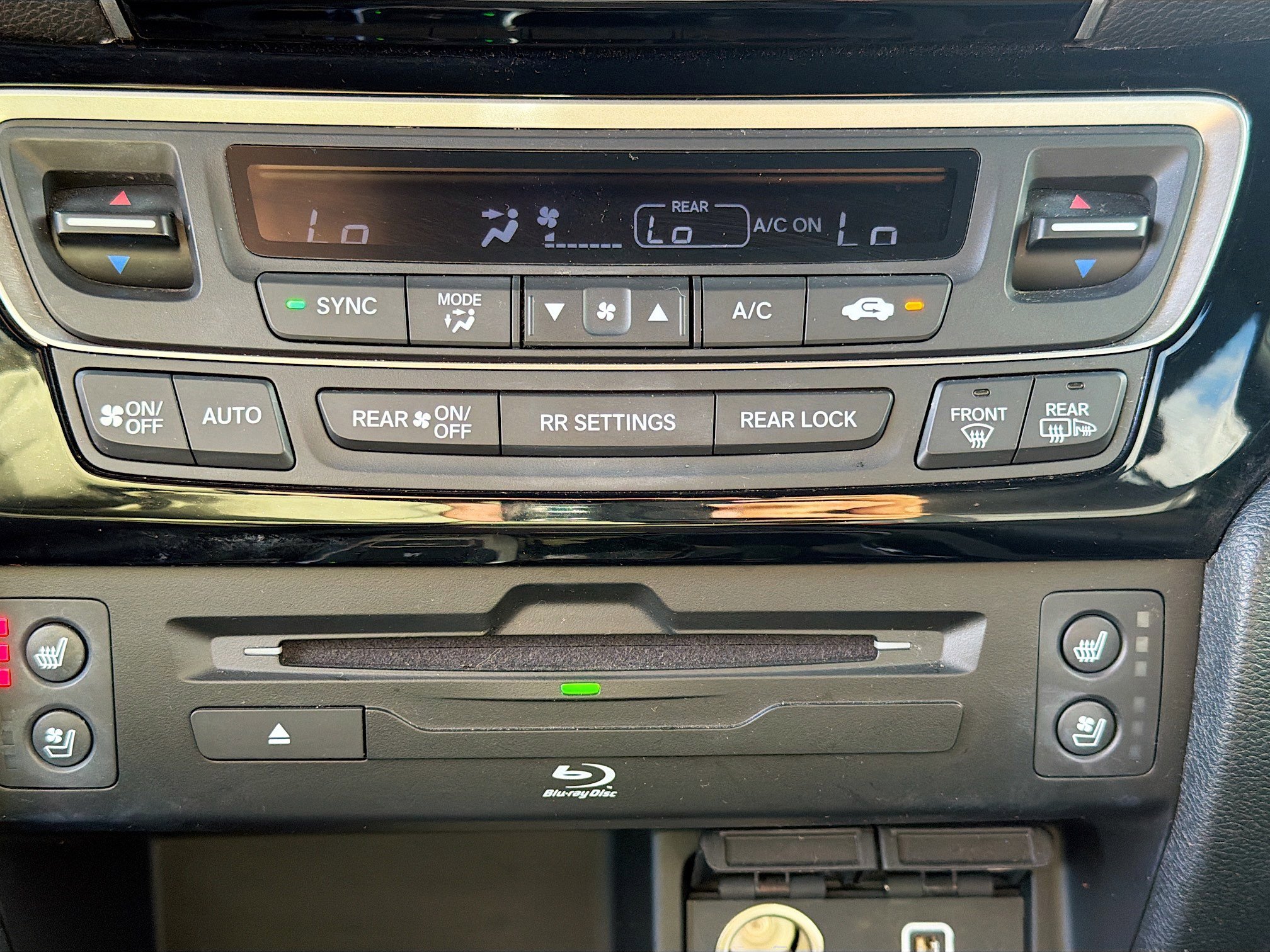 Used 2022 Honda Pilot Black Edition image 34