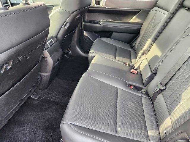 Used 2025 Hyundai Santa Fe SEL image 30