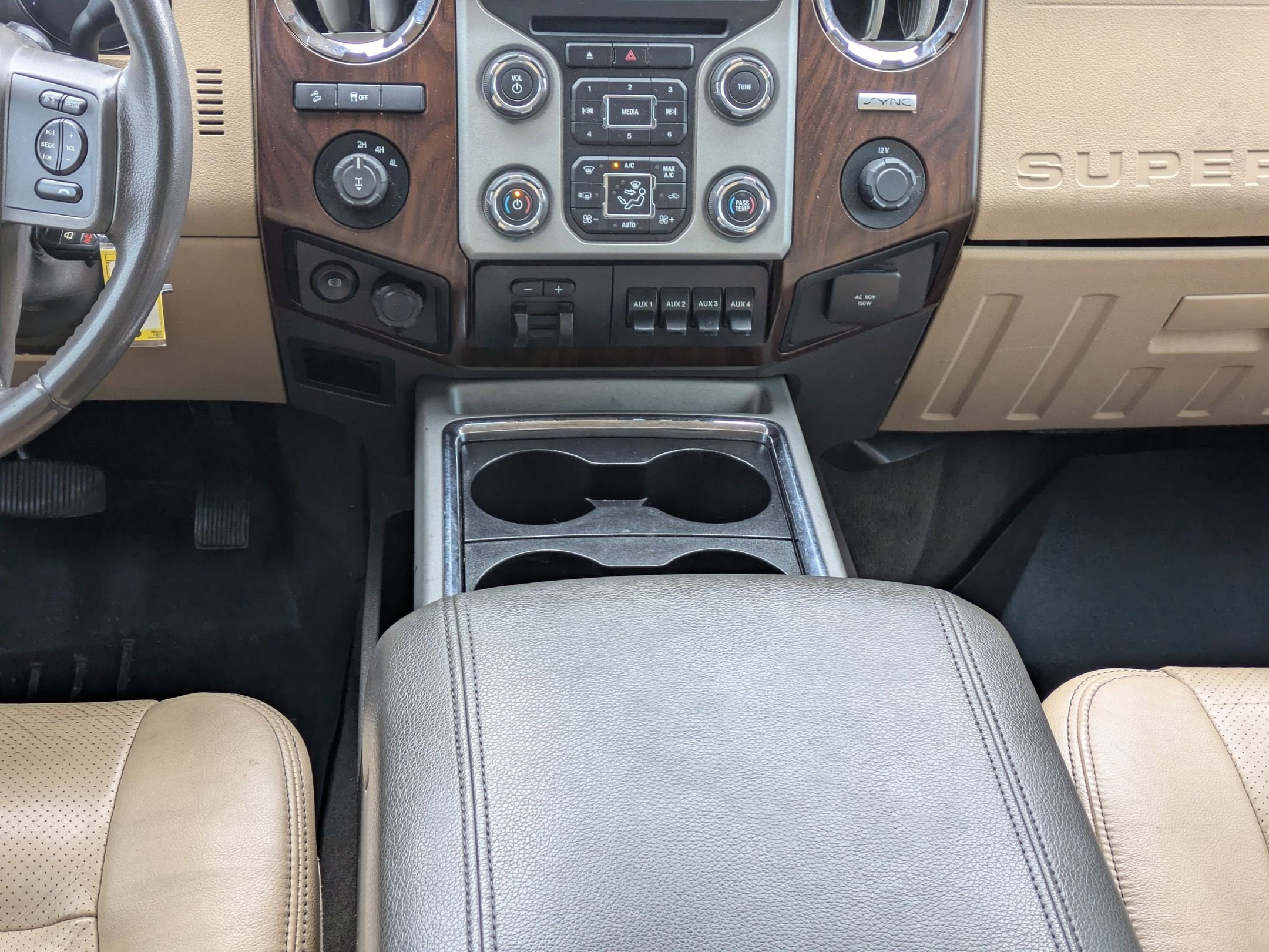 Used 2015 Ford F250 Lariat w/ Lariat Ultimate Package image 17