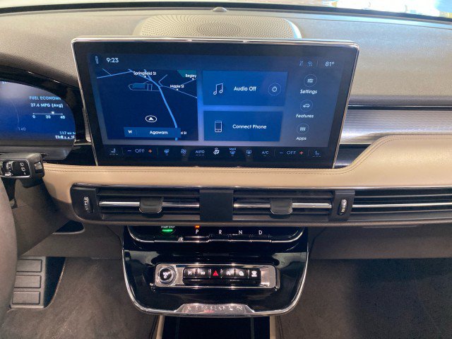 Certified 2023 Lincoln Corsair AWD w/ Equipment Group 101A image 22