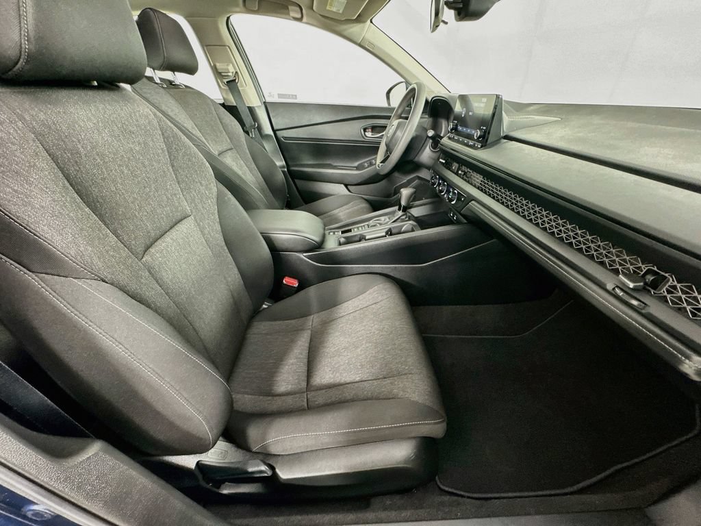 Used 2024 Honda Accord EX image 33