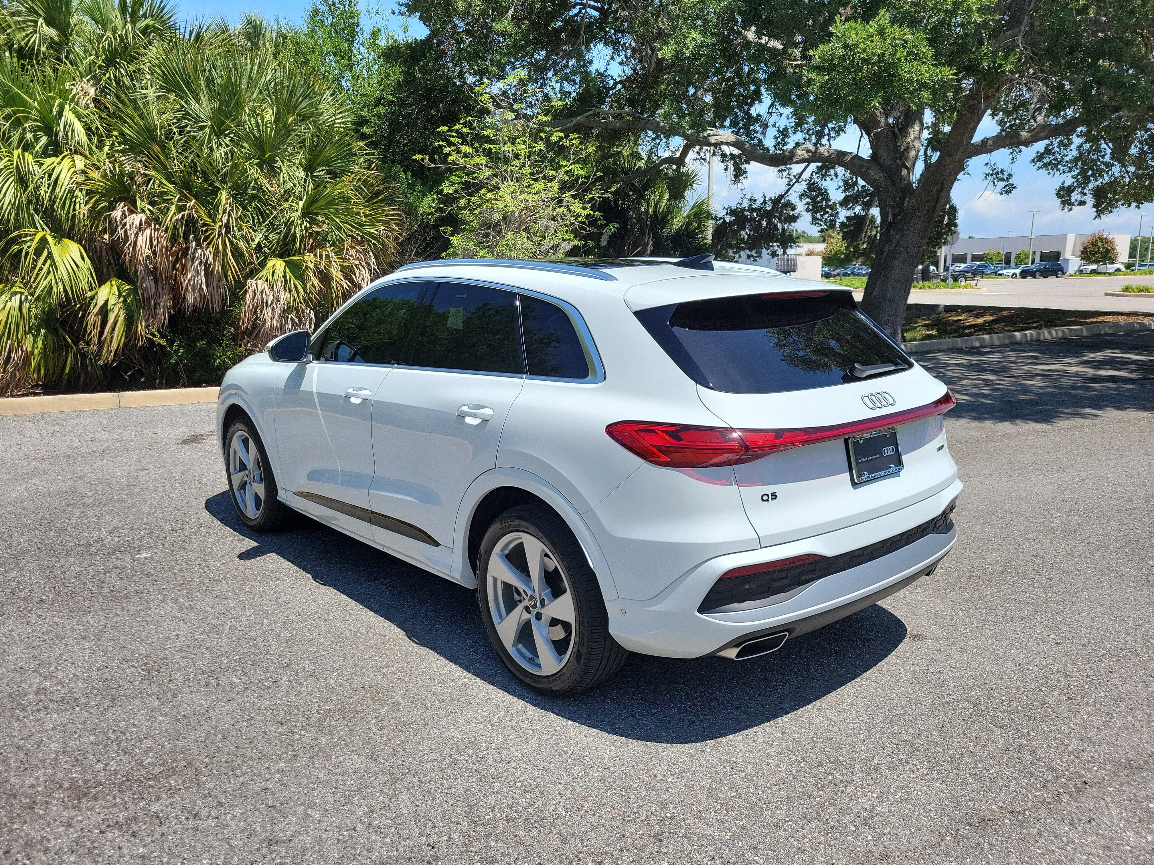 Used 2025 Audi Q5 Prestige AWD/4WD image 6