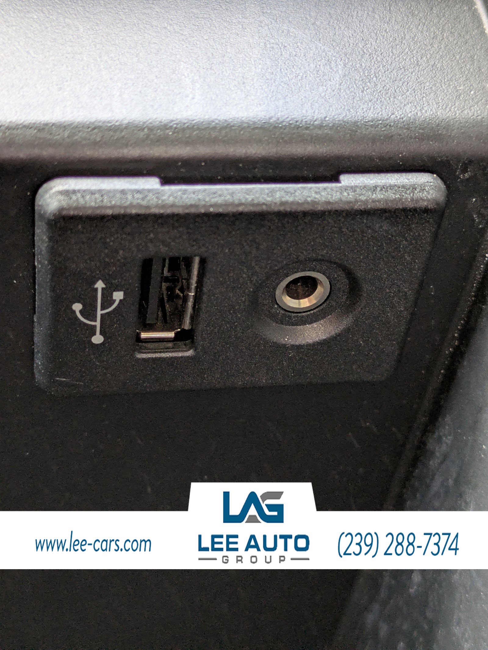 Used 2013 Nissan Titan SL w/ Heavy Metal Edition Pkg RWD image 27