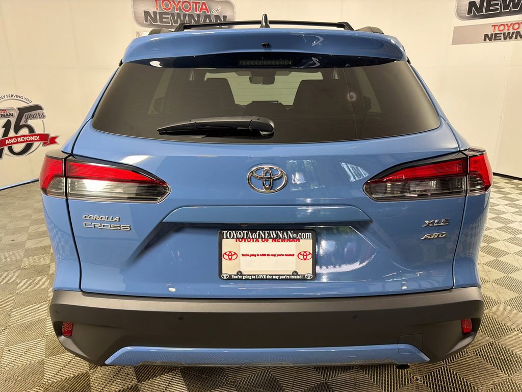 Used 2026 Toyota Corolla Cross XLE AWD/4WD image 4