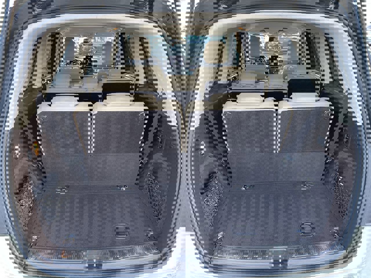 Used 2019 Mercedes-Benz GLS 450 4MATIC image 26