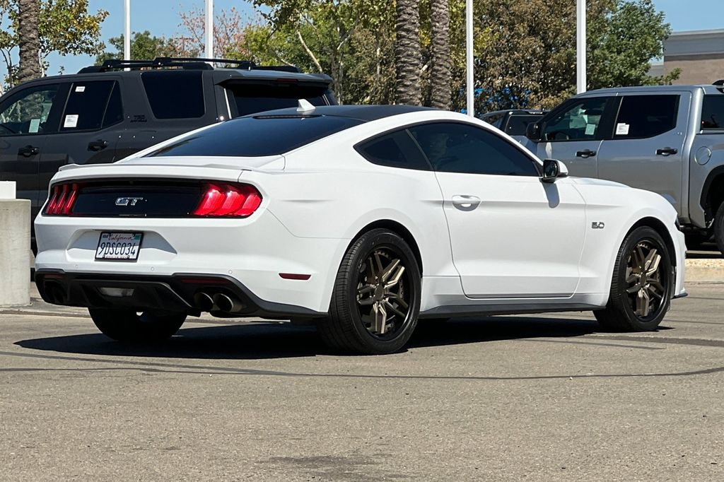 Used 2020 Ford Mustang GT Premium RWD image 5