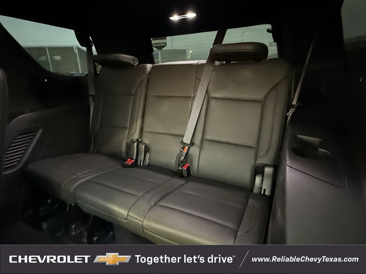 Used 2023 Chevrolet Tahoe Z71 w/ Luxury Package AWD/4WD image 36