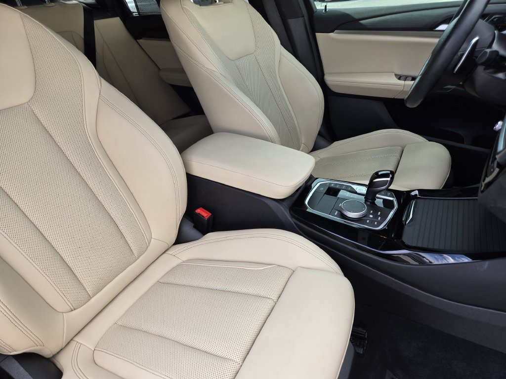 Used 2024 BMW X3 xDrive30i w/ Premium Package AWD/4WD image 15