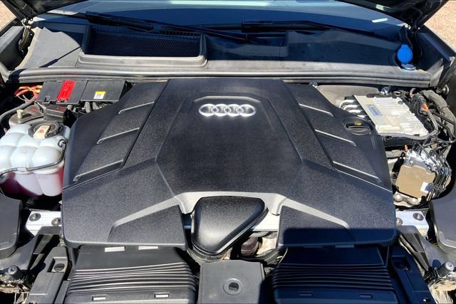 Used 2021 Audi Q8 Prestige w/ Prestige Package AWD/4WD image 10