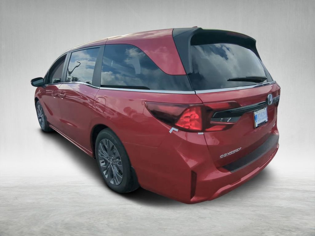 New 2026 Honda Odyssey Touring image 5