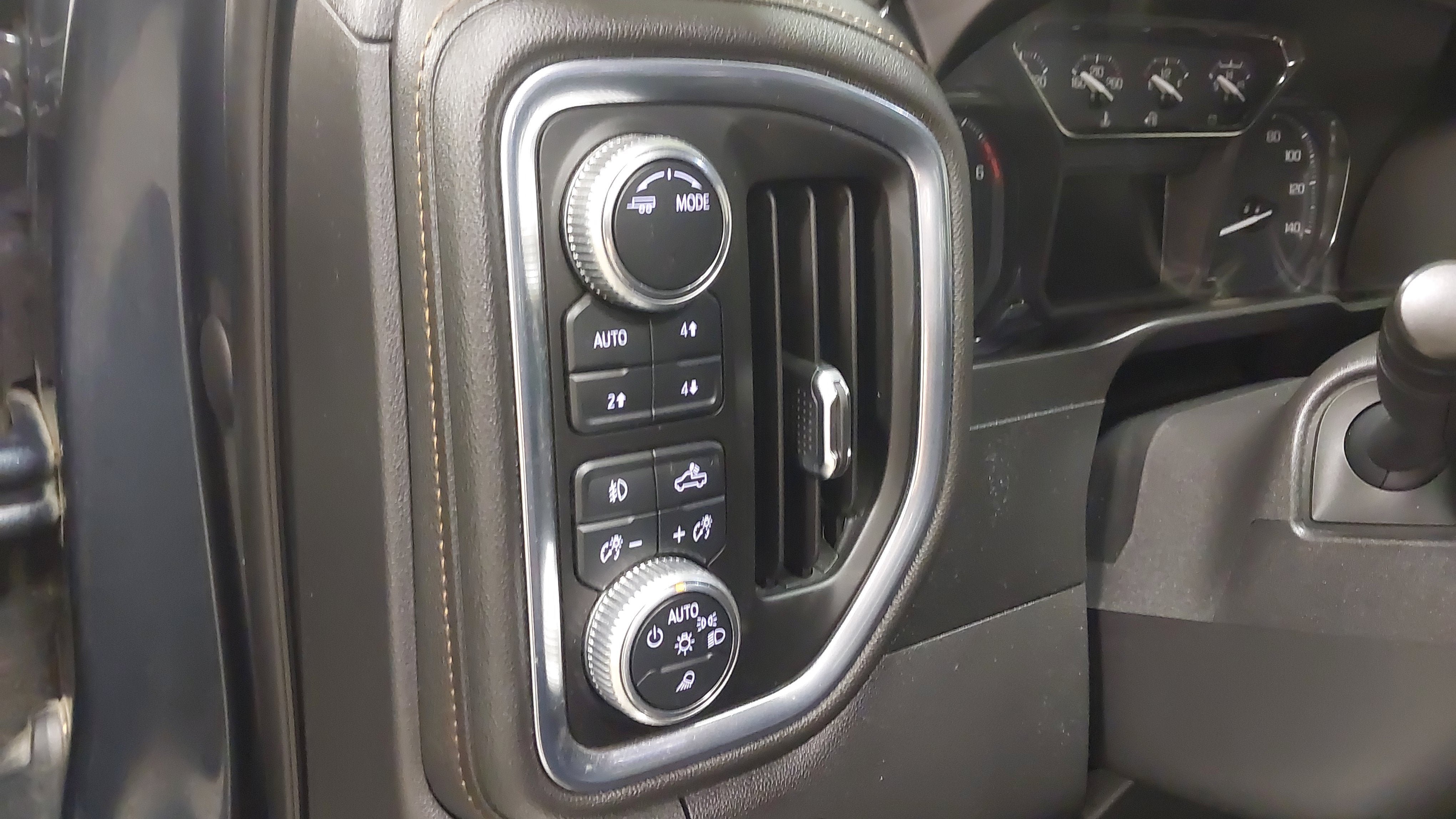 Used 2020 GMC Sierra 1500 AT4 w/ AT4 Premium Package AWD/4WD image 31