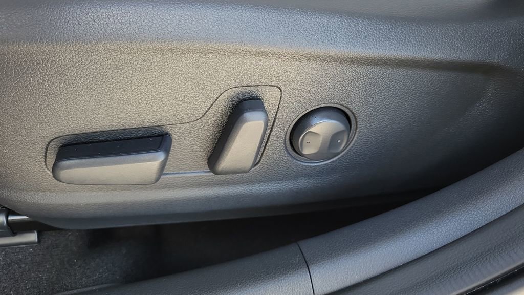 Used 2023 Hyundai Kona SEL image 19