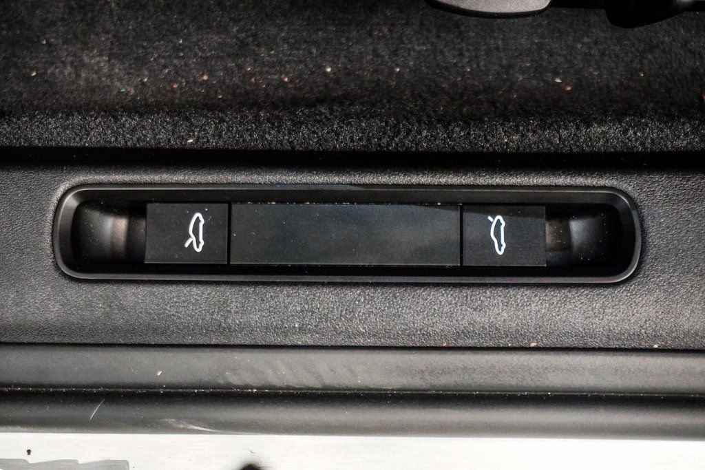 Used 2024 Porsche 911 Carrera image 20