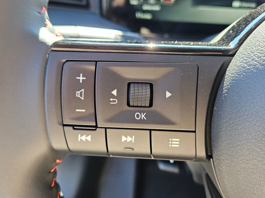 New 2026 Nissan Kicks SR w/ Cold Weather Package image 25