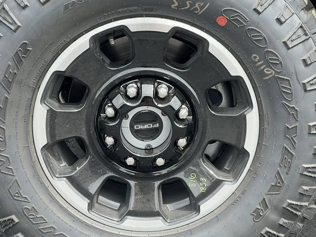 New 2026 Ford F350 Platinum w/ Tremor Off-Road Package AWD/4WD image 6