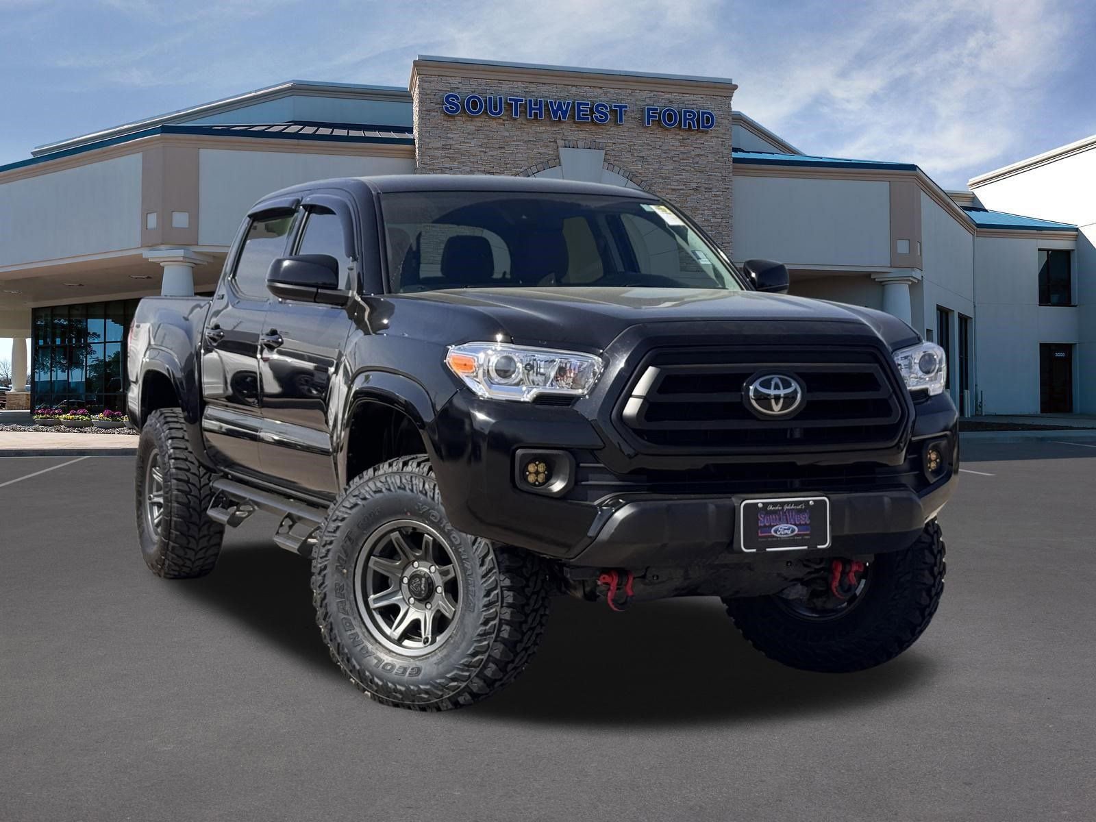 Used 2023 Toyota Tacoma SR image 1