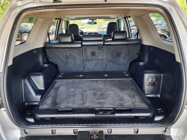Used 2010 Toyota 4Runner Limited AWD/4WD image 14