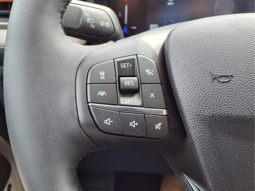 New 2026 Ford Maverick Lariat w/ 4K Tow Package image 13