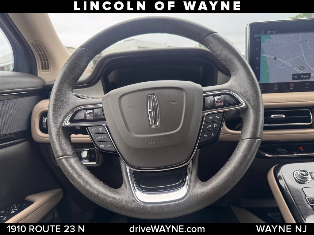Certified 2022 Lincoln Nautilus AWD w/ Premium Package image 25