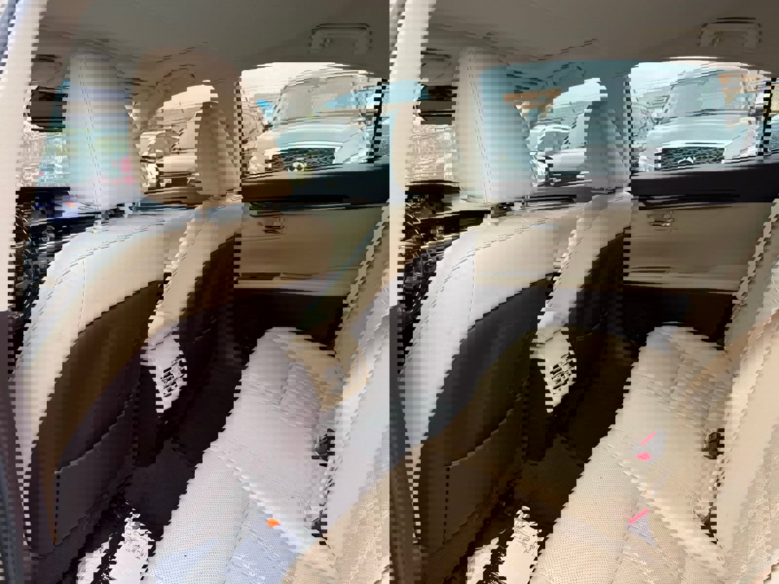 Used 2016 Lexus ES 350 w/ Luxury Package w/Wood Trim image 11